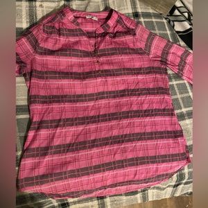 Plaid pink blouse💖